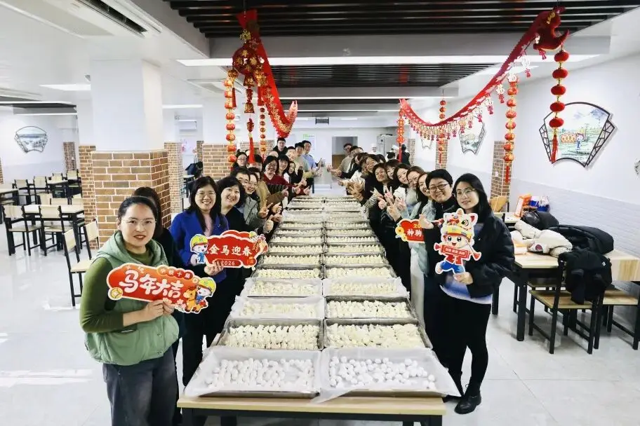 celebrate traditional Lantern Festival